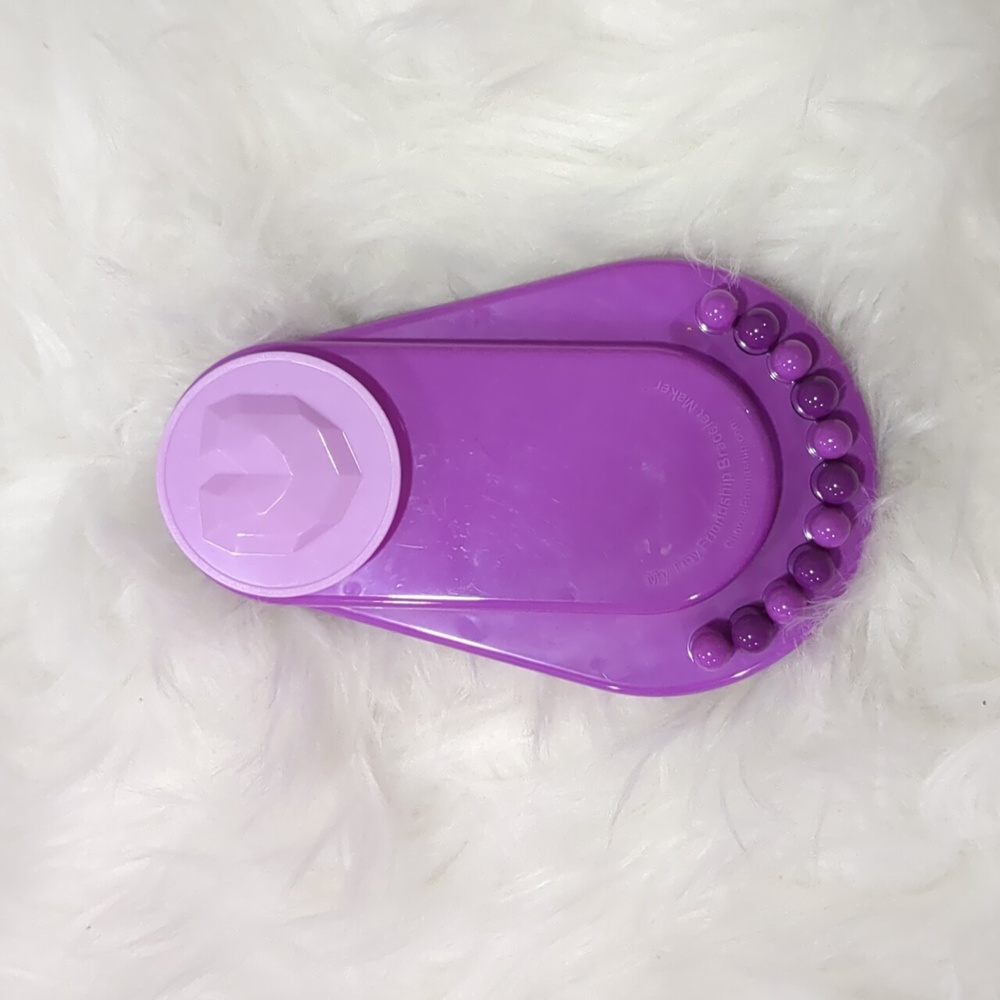 Friendship Bracelet Maker